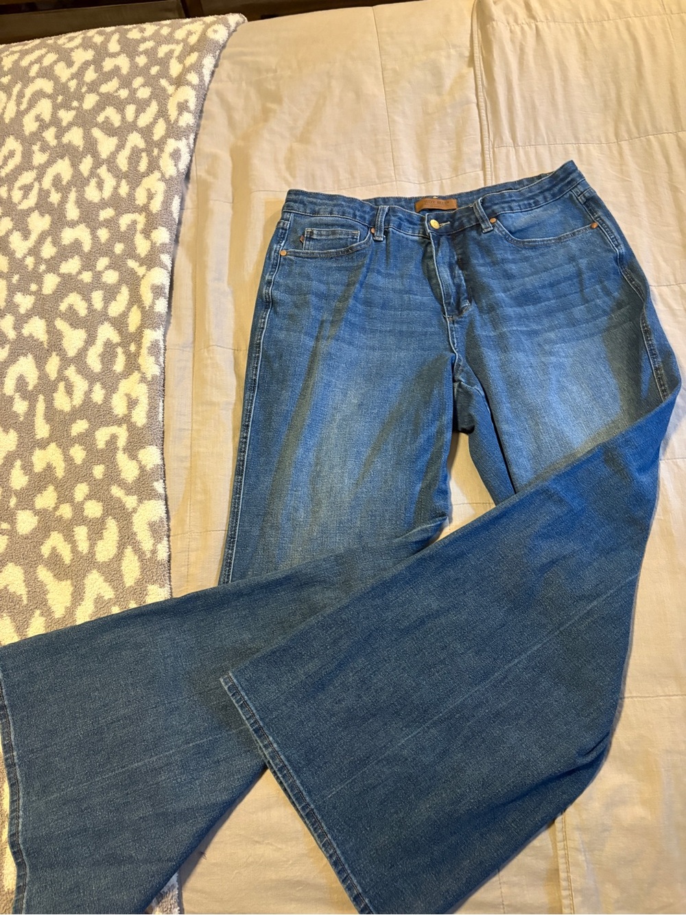 Judy Blue Women’s Blue Retro Wide Leg Jeans -